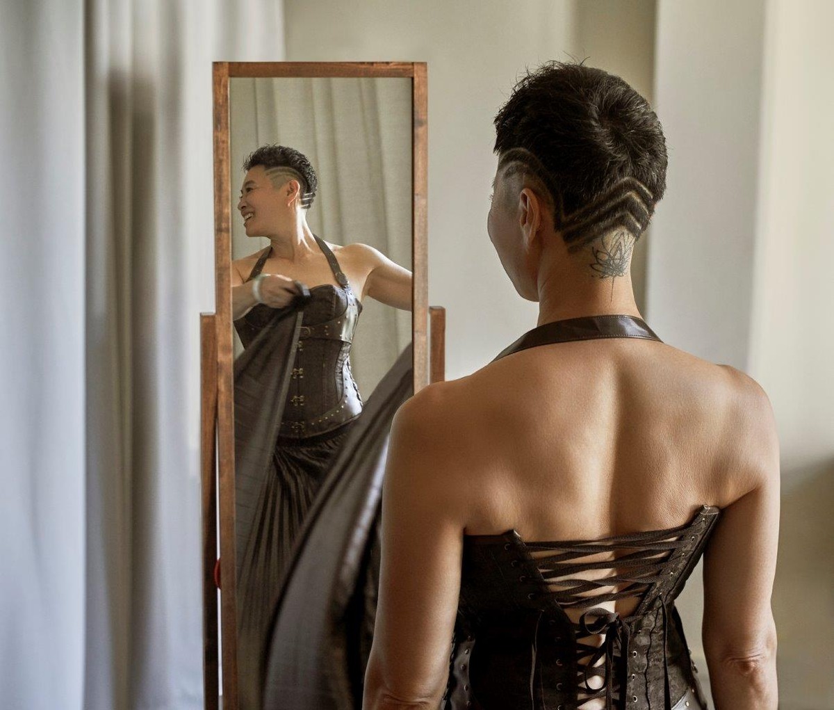 April Swando Hu — Bald Bond Girl, Cancer Dancer